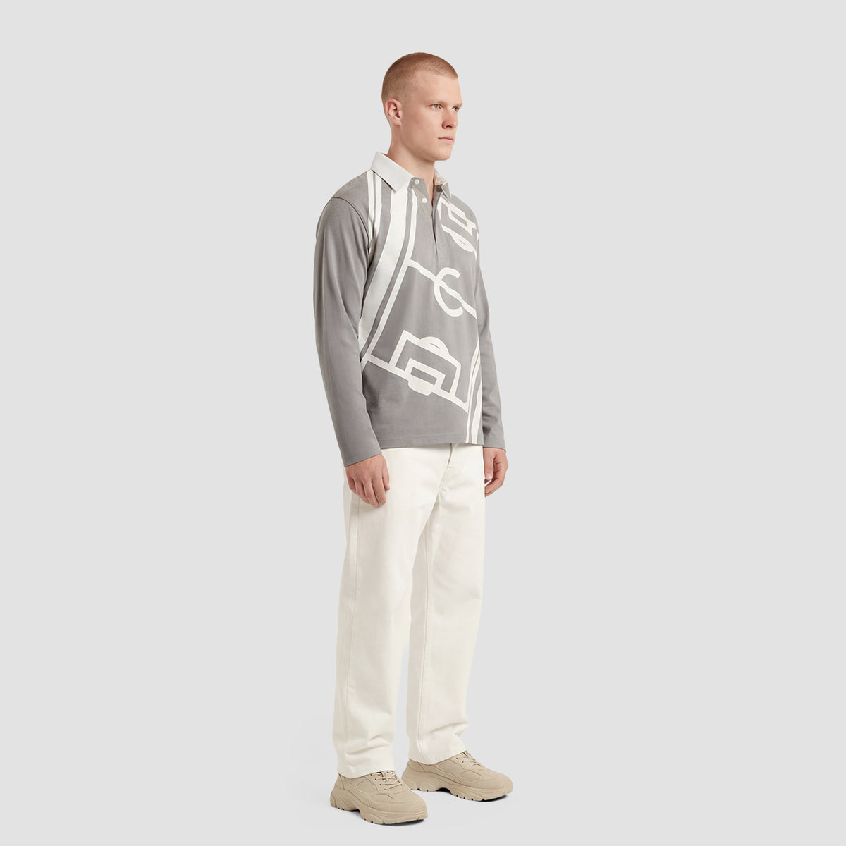 Curva Campo Da Calcio Polo Manica Lunga Grigia